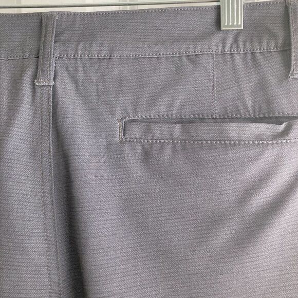 Hurley Men's Hybrid printed walk shorts 4-way stretch Gray NWT size 28 - Picture 4 of 9